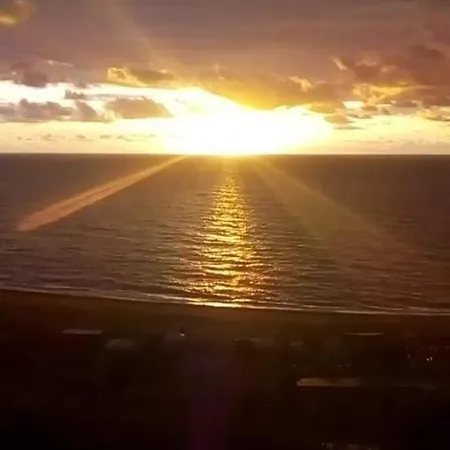 Stunning Coastline Views Apartmán *